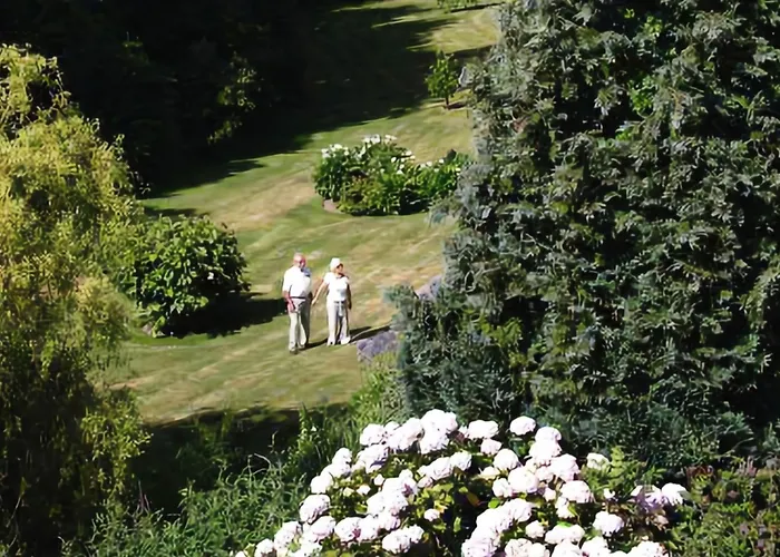 מלון Westhill Country