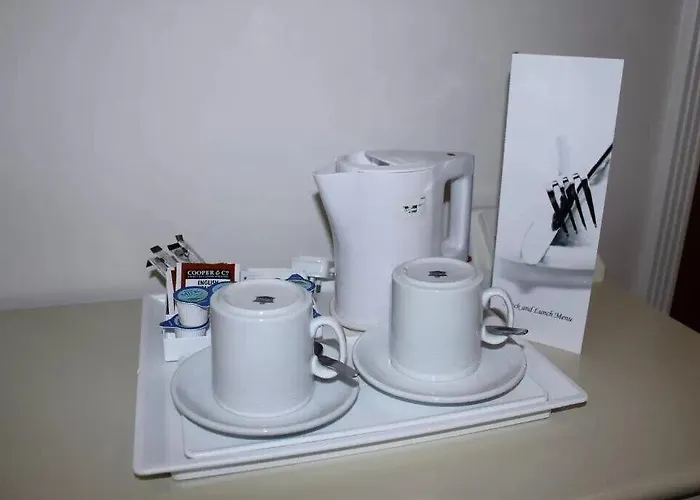 מלון Westhill Country