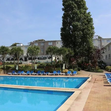 Westhill Country Отель