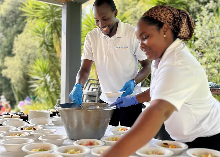 Westhill Country Hotel 3*